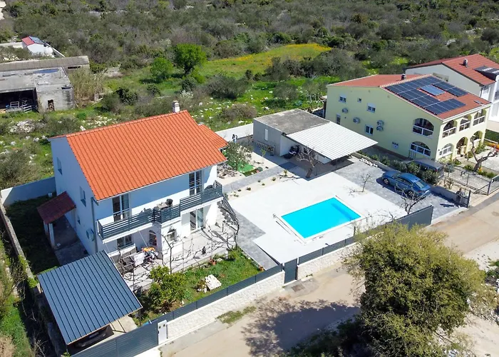 Family-friendly With Swimming Pool Drage - Biograd - 23790 Pakostane