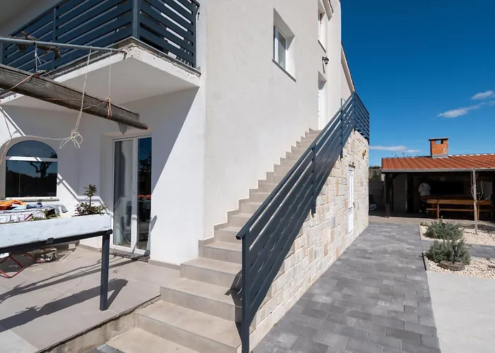 Family-friendly With Swimming Pool Drage - Biograd - 23790 Apartman Pakostane