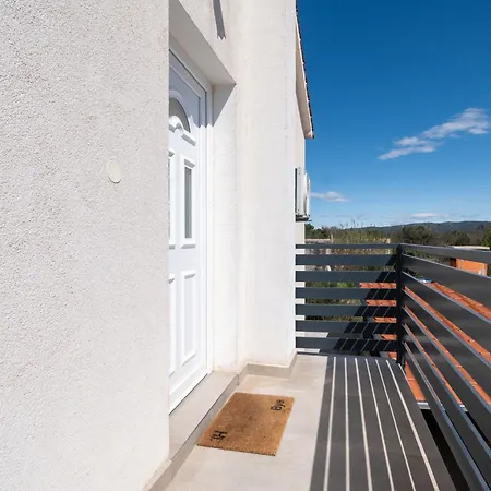 Family-friendly With Swimming Pool Drage, Biograd - 23790